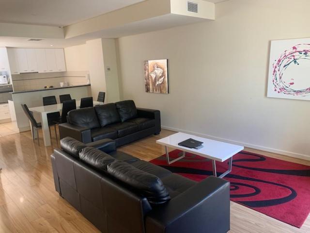 Rnr Serviced Apartments Adelaide - Wakefield St Zewnętrze zdjęcie